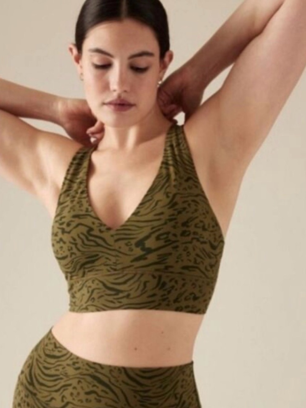 Athleta womens transcend plunge sports bra size small - Picture 1 of 5